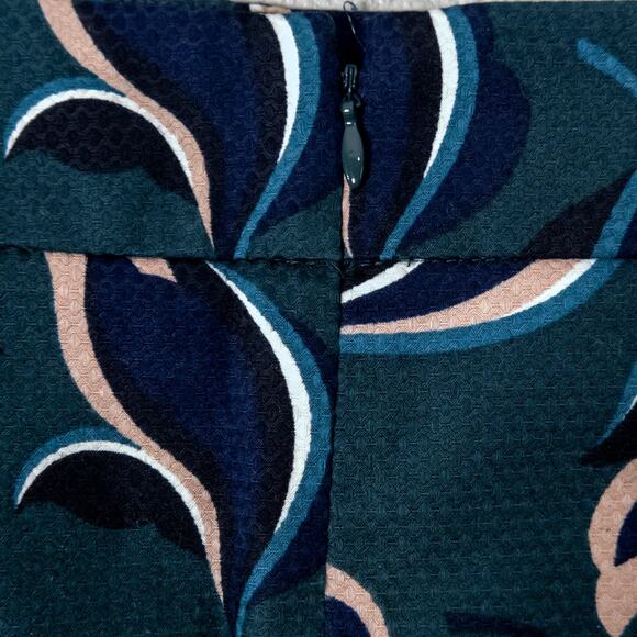 Ann Taylor Factory Pencil Skirt Blue Bold Print Size 0 Office Chic - Picture 6 of 8